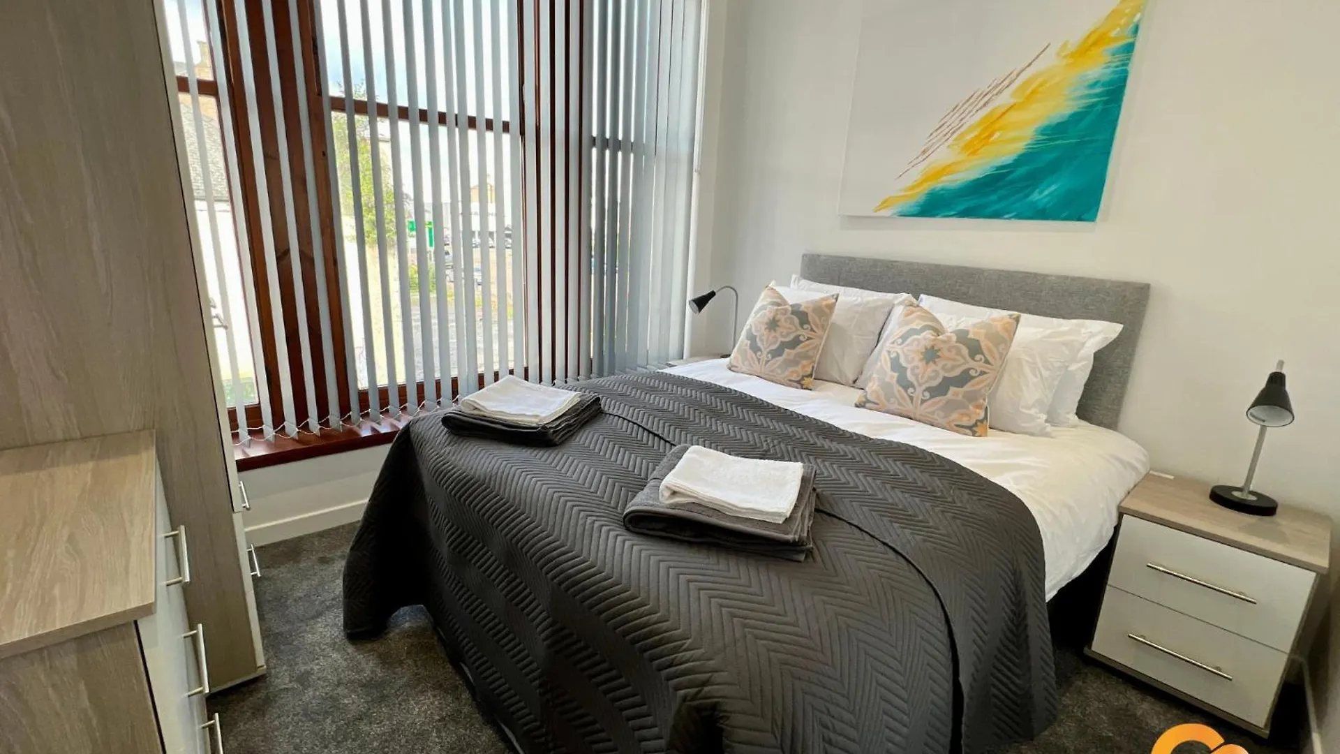 Central Waterfront Apartment: Cozy Long-Stay Near Transit Dundee 0*,